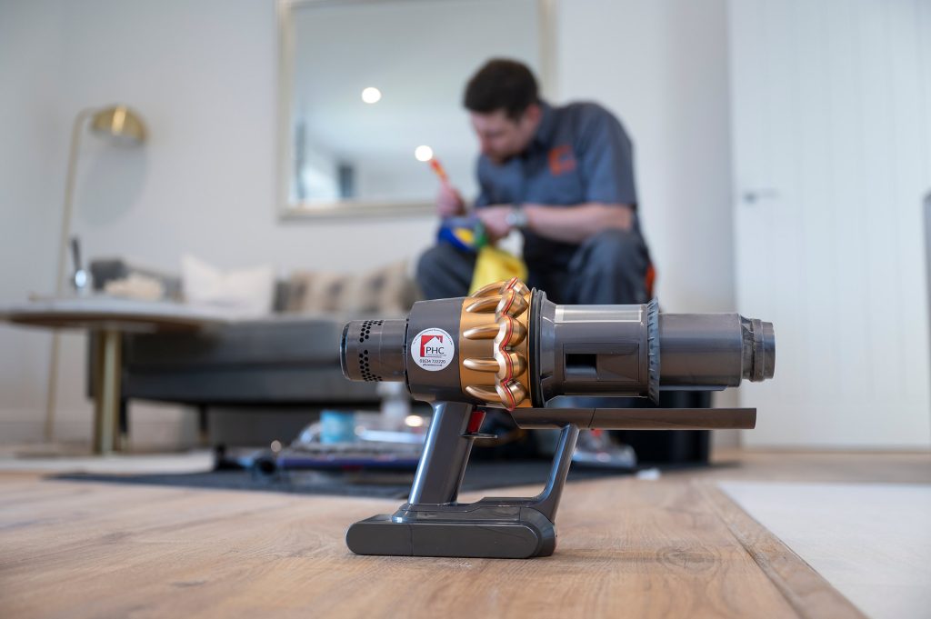 Vacuum shop cleaner servicing